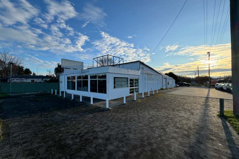 123 Durham Street Bathurst NSW 2795 - Image 1