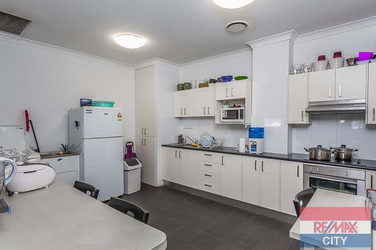 494 IPSWICH ROAD Annerley QLD 4103 - Image 3