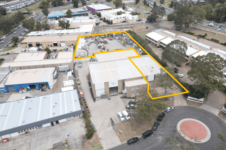 Unit 2 + Yard, 3 Grange Road Leumeah NSW 2560 - Image 1