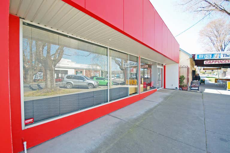 426 Wilson Street Albury NSW 2640 - Image 2