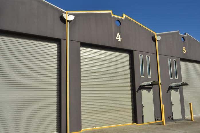 Unit 4, Unit 4/3 Frost Drive Mayfield West NSW 2304 - Image 1