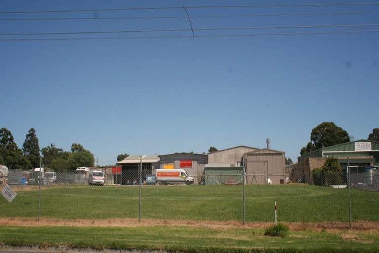 Cranbourne VIC 3977 - Image 2