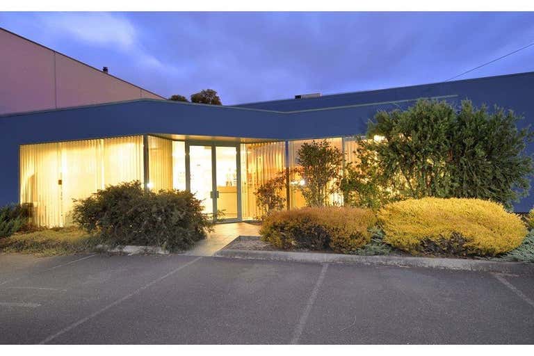 10 Hepner Place North Geelong VIC 3215 - Image 3