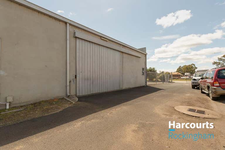 1/11 Harries Way Pinjarra WA 6208 - Image 4