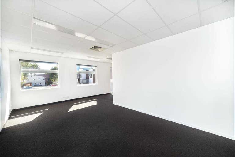 102/63-85 Turner Street Port Melbourne VIC 3207 - Image 4