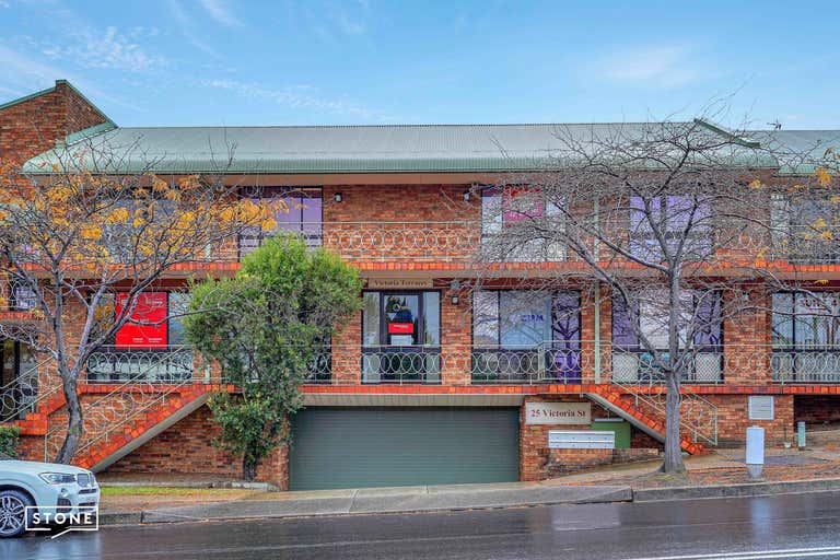 3/25 Victoria Street Wollongong NSW 2500 - Image 1