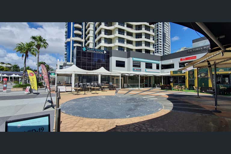 8/15 Victoria Avenue Broadbeach QLD 4218 - Image 1