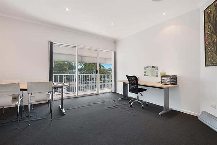 4/57-59 Mary Street Noosaville QLD 4566 - Image 3