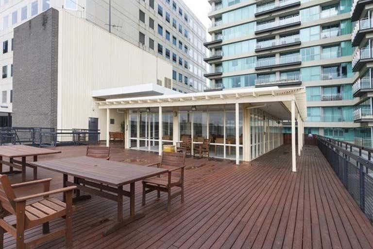 610/370 St Kilda Road Melbourne VIC 3004 - Image 2