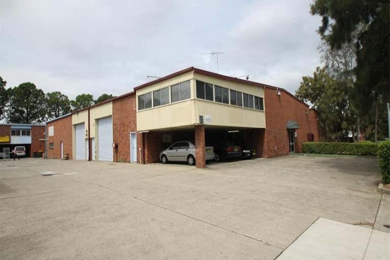 2/13 Garema Circuit Kingsgrove NSW 2208 - Image 1