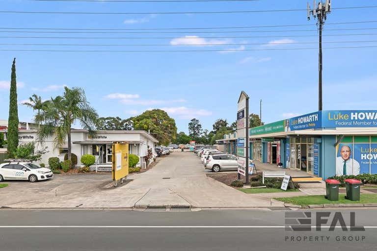 Shop  4, 727 Deception Bay Road Rothwell QLD 4022 - Image 4