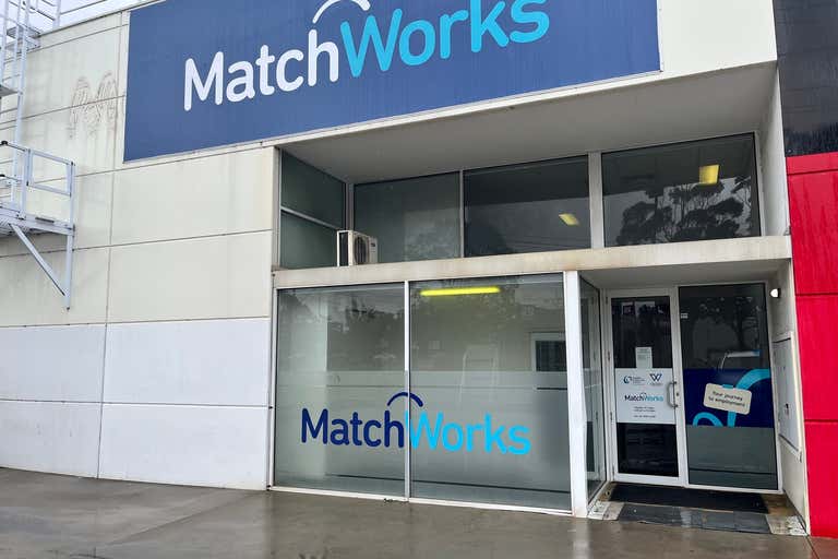 3 Dromana Avenue Airport West VIC 3042 - Image 2