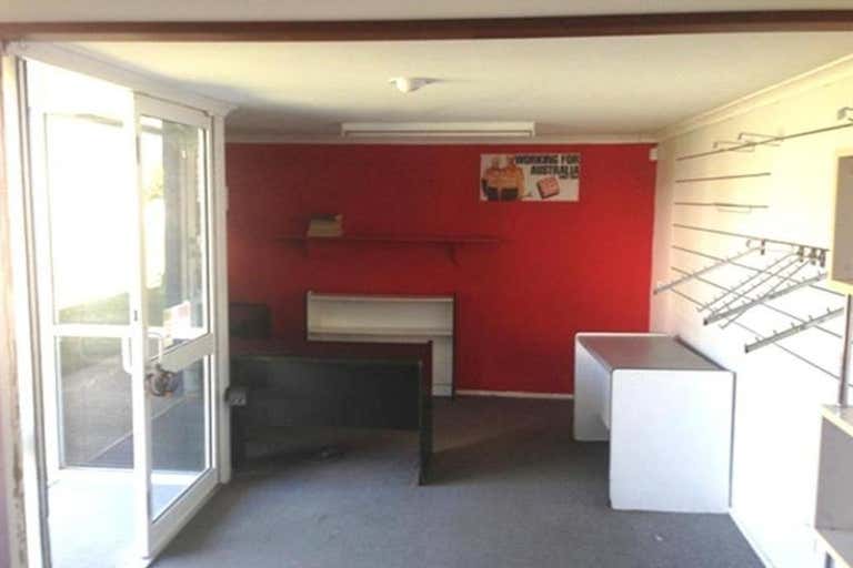 Unit 5/3 Commerce Court Noosaville QLD 4566 - Image 2