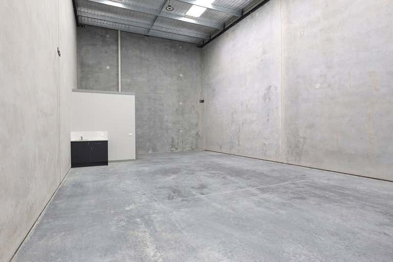 7/2 Red Fields Road Moss Vale NSW 2577 - Image 2