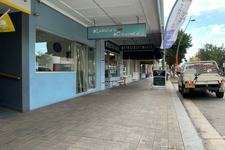 102 John Street Singleton NSW 2330 - Image 2