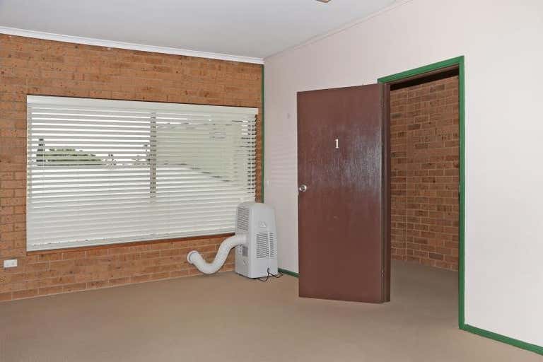 10/16 Bosworth Street Richmond NSW 2753 - Image 4