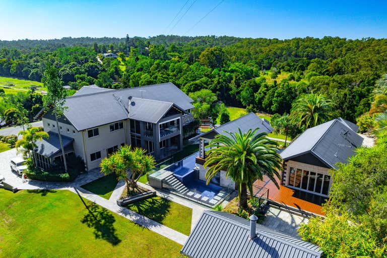 Grand Parkview Stud, 78 Albert Road Draper QLD 4520 - Image 1