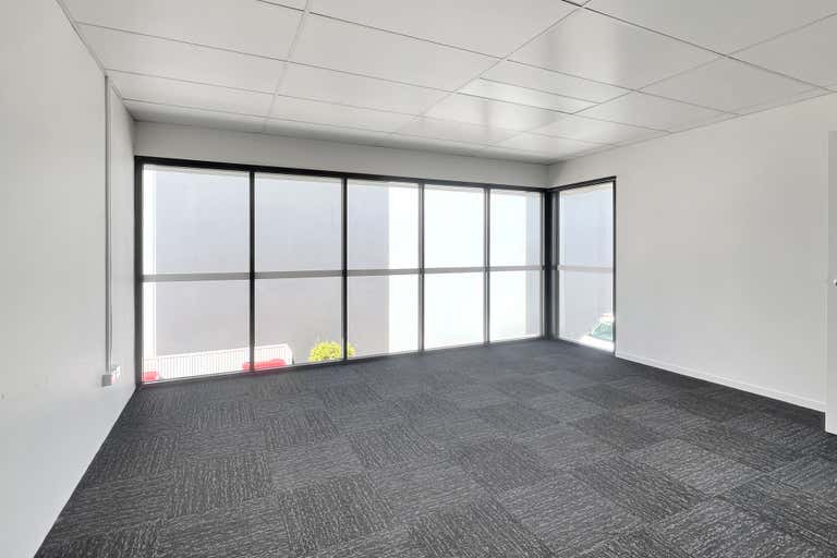 8/18 Hancock Way Baringa QLD 4551 - Image 3