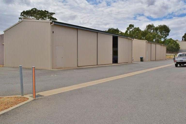 Unit 1, Unit 1, 13 Oborn Road Mount Barker SA 5251 - Image 2