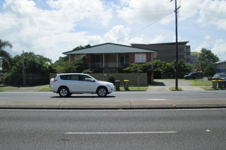 198-202 SHERIDAN STREET Cairns North QLD 4870 - Image 2