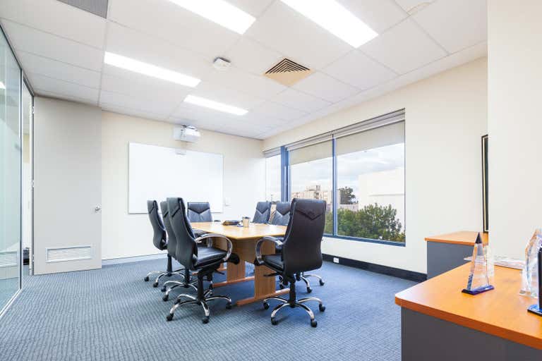 92/1 Roydhouse Street Subiaco WA 6008 - Image 3