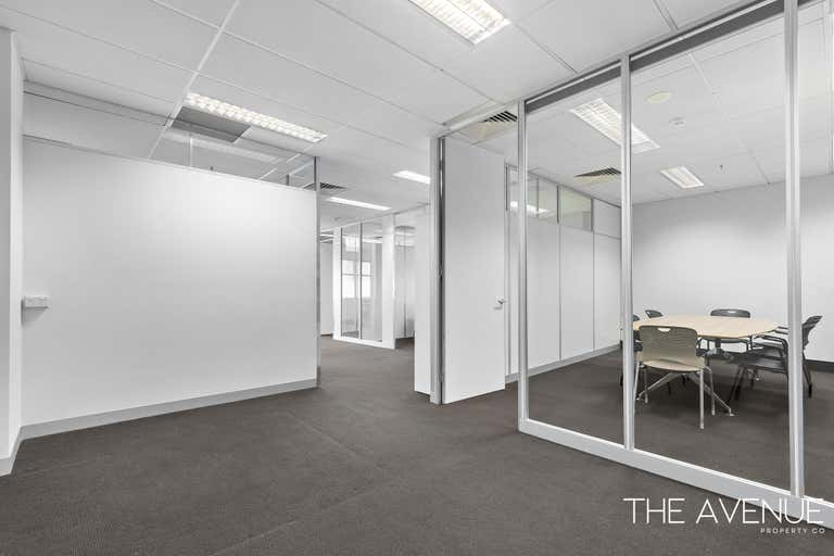 306/521 Toorak Road Toorak VIC 3142 - Image 2