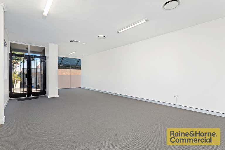 2/4 Anstey Street Albion QLD 4010 - Image 1