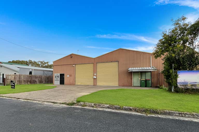 2/129 Emperor Street Tin Can Bay QLD 4580 - Image 2
