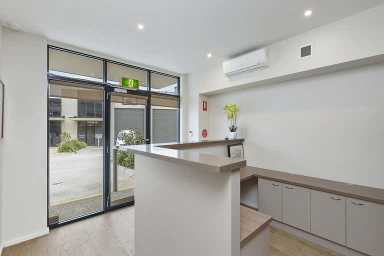 11/5 Satu Way Mornington VIC 3931 - Image 2