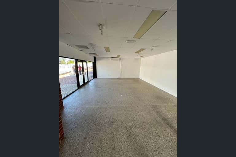 Dolphin Quay, 4 Zephyr Mews Mandurah WA 6210 - Image 4