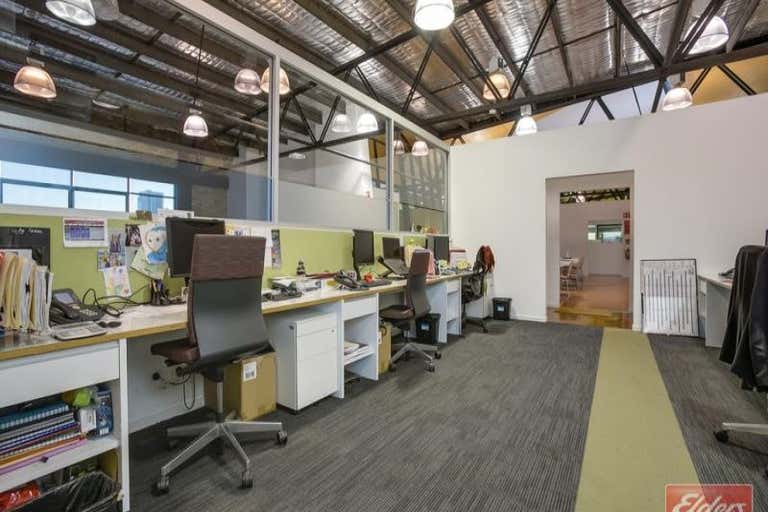 Suite, 40 Ross Street Newstead QLD 4006 - Image 2