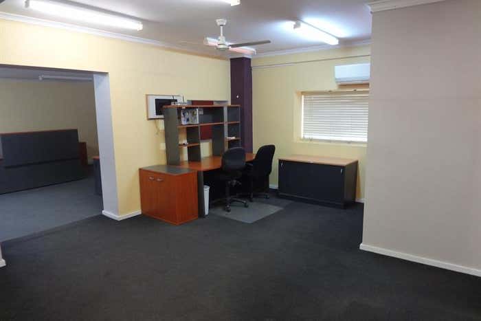 13 Thrift Close Mount Thorley NSW 2330 - Image 4