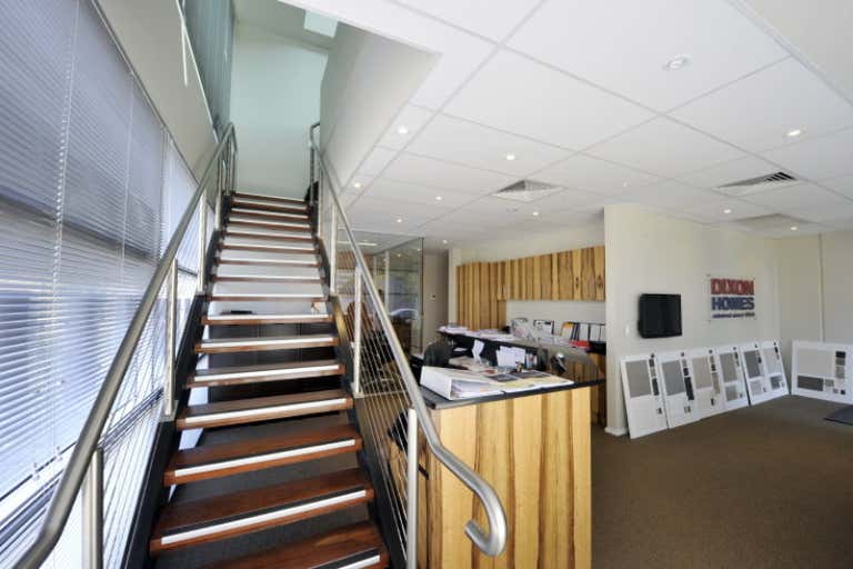 Unit 26, 37 Fennell Street Port Melbourne VIC 3207 - Image 2