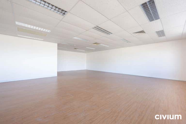 Unit  1B, 50-52 Colbee Court Phillip ACT 2606 - Image 1