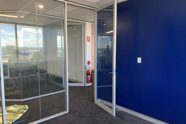 Suite 403, office 2, 1 Bryant Drive Tuggerah NSW 2259 - Image 4