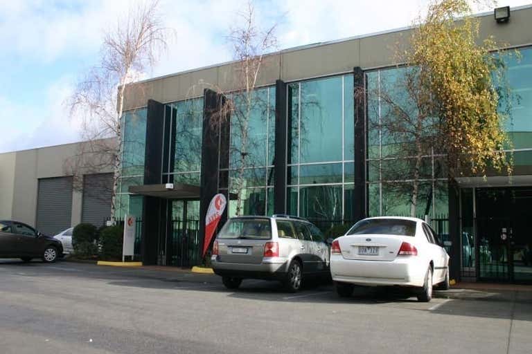 Unit 4, 297 Ingles Street Port Melbourne VIC 3207 - Image 1