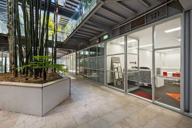 121/20 Dale Street Brookvale NSW 2100 - Image 2