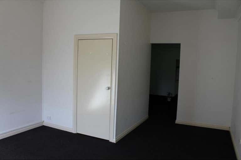 1/92 St Kilda Road St Kilda VIC 3182 - Image 4