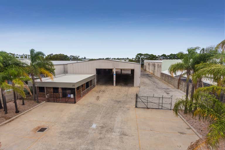 25 Yarraman Place Virginia QLD 4014 - Image 1