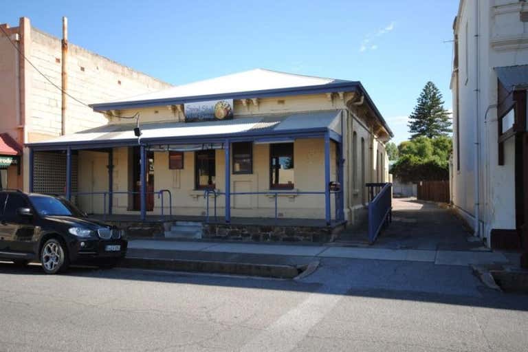 9 Jetty Road Largs Bay SA 5016 - Image 1