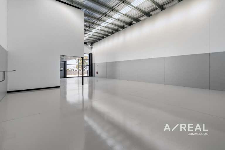 5/43 Danaher Drive South Morang VIC 3752 - Image 2