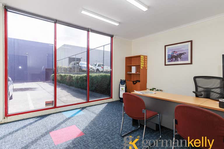 Unit  2, 126 Canterbury Road Kilsyth VIC 3137 - Image 2