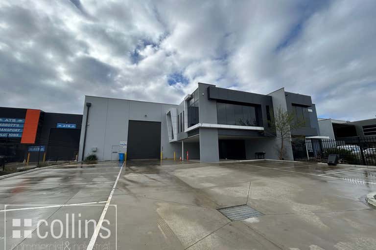 7 Palomo Drive Cranbourne West VIC 3977 - Image 2