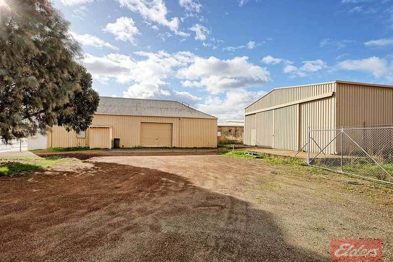 21 Gordon Street Narrogin WA 6312 - Image 3