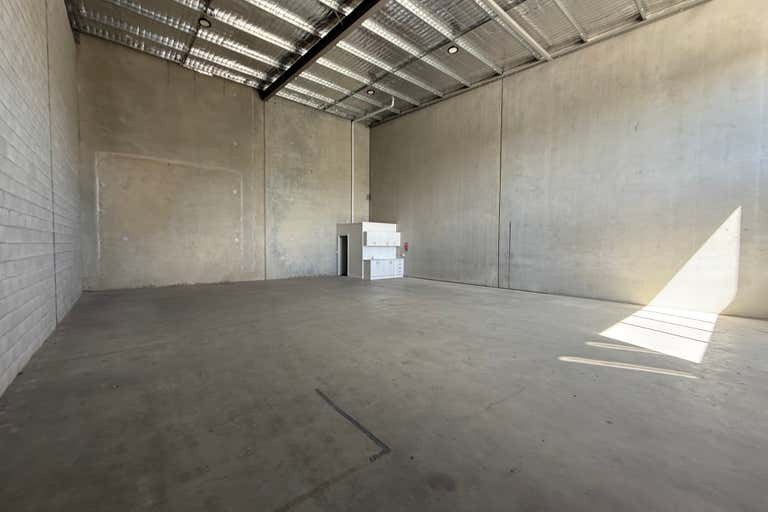 Unit  8, 8 Beaconsfield Street Fyshwick ACT 2609 - Image 2