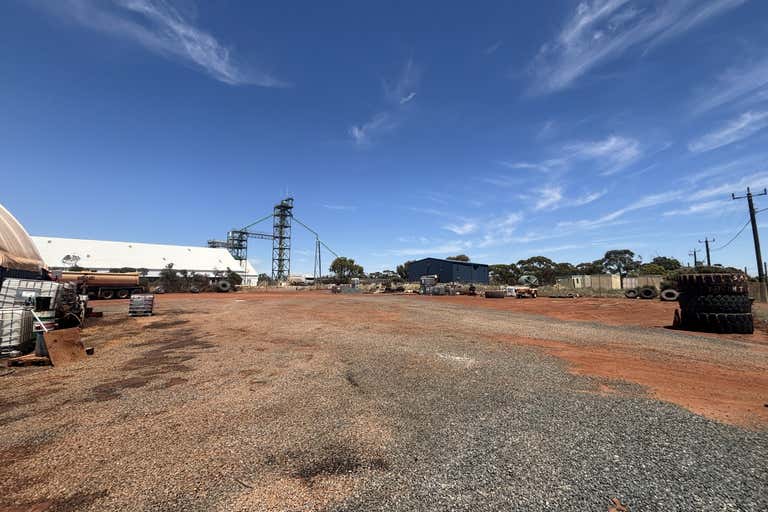 Lot 158 England Crescent Perenjori WA 6620 - Image 4