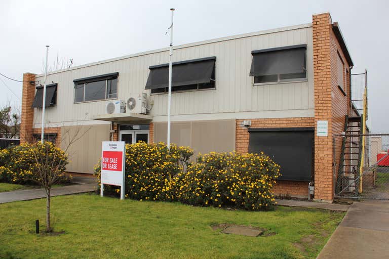 10 Driffield Road Morwell VIC 3840 - Image 2