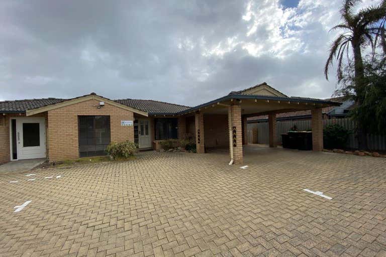 34 Seacrest Drive Sorrento WA 6020 - Image 2