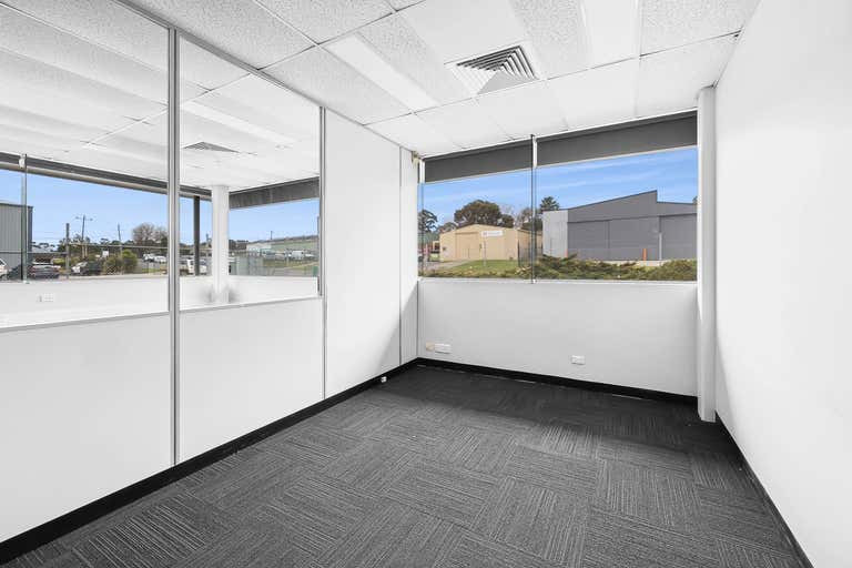 Office Area, 8 Butt Street Canadian VIC 3350 - Image 4