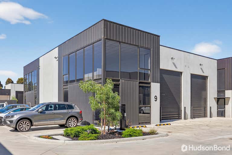 30 Willandra Drive Epping VIC 3076 - Image 1